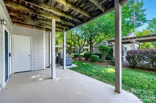 2520 Stradbrook Dr, Charlotte, NC 28210 - Photo 31