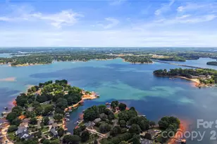 21024 Norman Shores Dr, Cornelius, NC 28031 - Photo 15