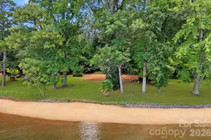 21024 Norman Shores Dr, Cornelius, NC 28031 - Photo 7