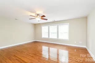 10107 Daufuskie Dr, Charlotte, NC 28278 - Photo 11