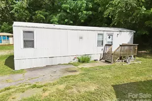 126 Lindsey Rd, Candler, NC 28715 - Photo 3