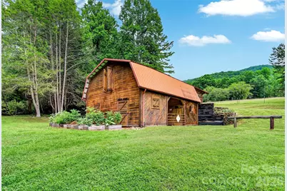 664 Paxton Creek Road, Marion, NC 28752 - Photo 3