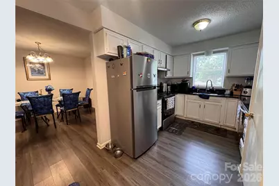 4509 Gaynelle Drive, Charlotte, NC 28215 - Photo 3
