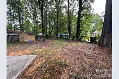 4509 Gaynelle Drive, Charlotte, NC 28215 - Photo 11