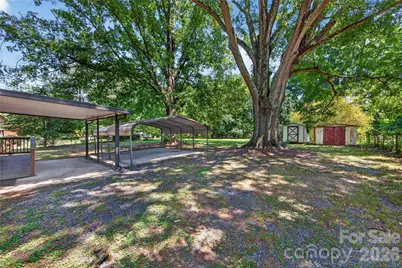 4400 Hamilton Circle, Charlotte, NC 28216 - Photo 3