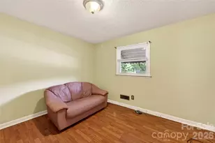 4400 Hamilton Cir, Charlotte, NC 28216 - Photo 27