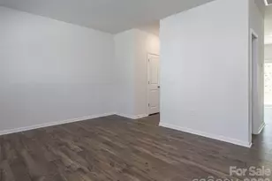 907 Newport Ct, Asheville, NC 28806 - Photo 7