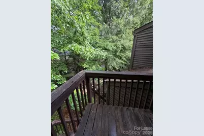 28 11th Avenue NE, Hickory, NC 28601 - Photo 19