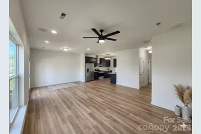 8804 Arrowhead Place Lane, Cornelius, NC 28031 - Photo 3