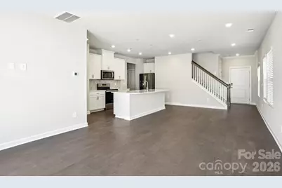 1523 31st Street NE, Conover, NC 28613 - Photo 3