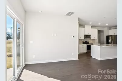 1523 31st Street NE, Conover, NC 28613 - Photo 5