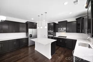 5015 Whispy Vines Ln, Huntersville, NC 28078 - Photo 9