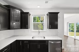 5015 Whispy Vines Ln, Huntersville, NC 28078 - Photo 11
