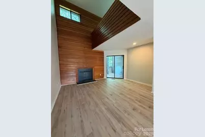 28 11th Avenue NE, Hickory, NC 28601 - Photo 11