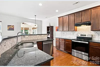 2233 Verde Creek Road, Charlotte, NC 28214 - Photo 9