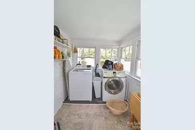 496 14th Avenue NE, Hickory, NC 28601 - Photo 31