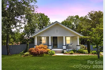 496 14th Avenue NE, Hickory, NC 28601 - Photo 1