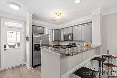 8935 Socata Way, Charlotte, NC 28269 - Photo 9