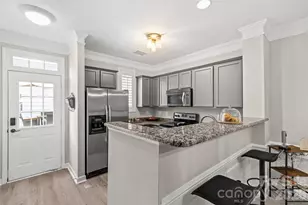 8935 Socata Way, Charlotte, NC 28269 - Photo 9