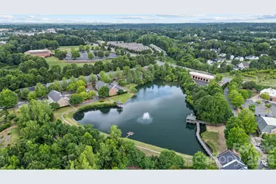 8935 Socata Way, Charlotte, NC 28269 - Photo 27