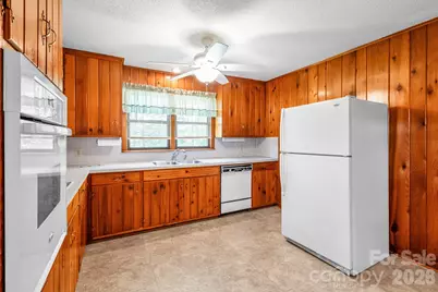 1340 E Cannon Avenue, Albemarle, NC 28001 - Photo 25