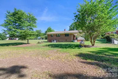 1340 E Cannon Avenue, Albemarle, NC 28001 - Photo 13