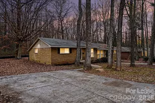 5001 Lakecrest Dr, Charlotte, NC 28215 - Photo 3