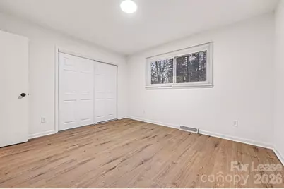 5001 Lakecrest Drive, Charlotte, NC 28215 - Photo 13