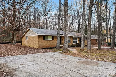 5001 Lakecrest Drive, Charlotte, NC 28215 - Photo 5