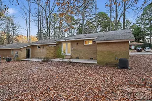 5001 Lakecrest Dr, Charlotte, NC 28215 - Photo 15