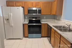 18474 Streamline Ct, Cornelius, NC 28031 - Photo 7