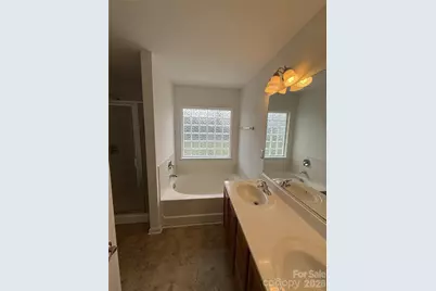 9956 Kings Parade Boulevard, Charlotte, NC 28273 - Photo 17