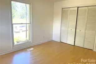 305 Forest Hill St, Morganton, NC 28655 - Photo 7