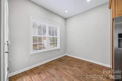 2113 Lennoxshire Square Court, Charlotte, NC 28210 - Photo 9