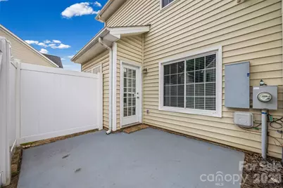 2113 Lennoxshire Square Court, Charlotte, NC 28210 - Photo 23