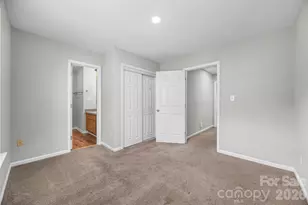 2113 Lennoxshire Square Ct, Charlotte, NC 28210 - Photo 19