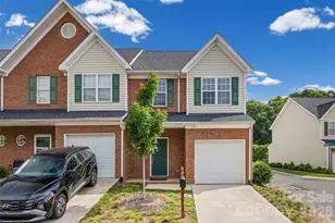 2113 Lennoxshire Square Ct, Charlotte, NC 28210 - Photo 1