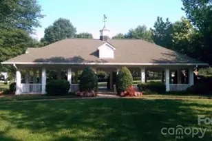 18001 Delmas Dr, Cornelius, NC 28031 - Photo 25