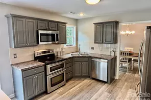 229 17th Ave SE, Hickory, NC 28602 - Photo 7