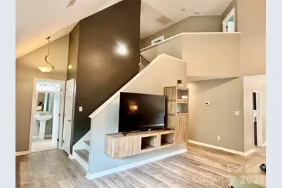 229 17th Avenue SE, Hickory, NC 28602 - Photo 5