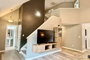 229 17th Ave SE, Hickory, NC 28602 - Photo 5