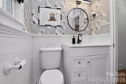 219 Wakefield Drive, Charlotte, NC 28209 - Photo 21