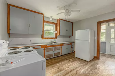 46 Gilkey Street, Marion, NC 28752 - Photo 9