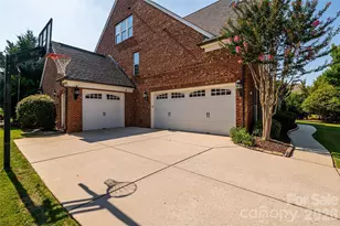 10306 Waxhaw Manor Dr, Waxhaw, NC 28173 - Photo 3