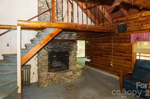 305 Melanie Ln, Black Mountain, NC 28711 - Photo 7