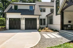 3240 Sunset Dr, Charlotte, NC 28209 - Photo 3