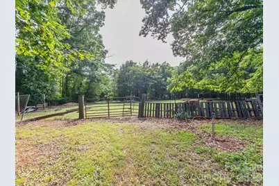 2111 Emmanuel Church Road, Conover, NC 28613 - Photo 35