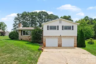 7107 Rolling Hills Dr, Sherrills Ford, NC 28673 - Photo 15
