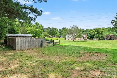 7107 Rolling Hills Drive, Sherrills Ford, NC 28673 - Photo 13