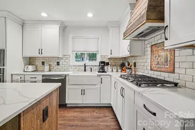 7107 Rolling Hills Drive, Sherrills Ford, NC 28673 - Photo 19